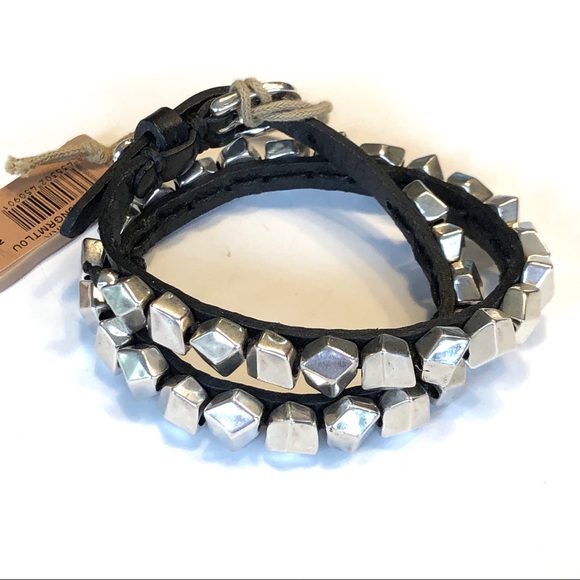 UNO de 50 Silver Rock Stud Leather Buckle Bracelet - Picture 2 of 8